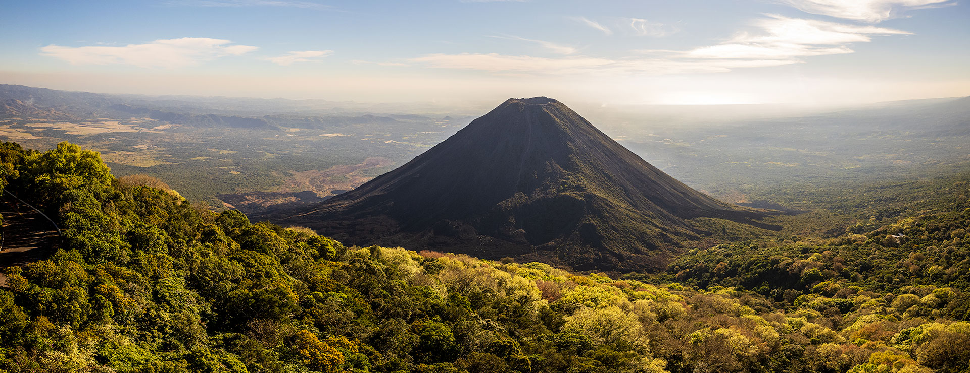 How to See El Salvador Like an Insider 1